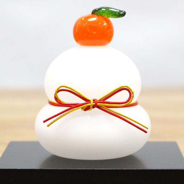 ガラスの白い鏡餅(S) glass calico グラスキャリコ ハンドメイド ガラスアート 化粧箱付 ガラス製 かがみもち オブジェ 置物 お正月