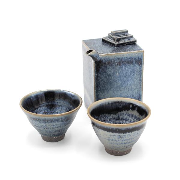 山下陶房 山下秀樹 銀化天目(ぎんかてんもく) 酒器揃 角片口 (蓋付) (小)・ぐい呑 2個