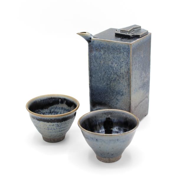 山下陶房 山下秀樹 銀化天目(ぎんかてんもく) 酒器揃 角片口 (蓋付) (中)・ぐい呑 2個