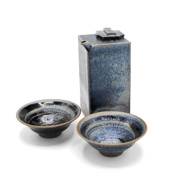 山下陶房 山下秀樹 銀化天目(ぎんかてんもく) 酒器揃 角片口 (蓋付) (中)・盃 2個