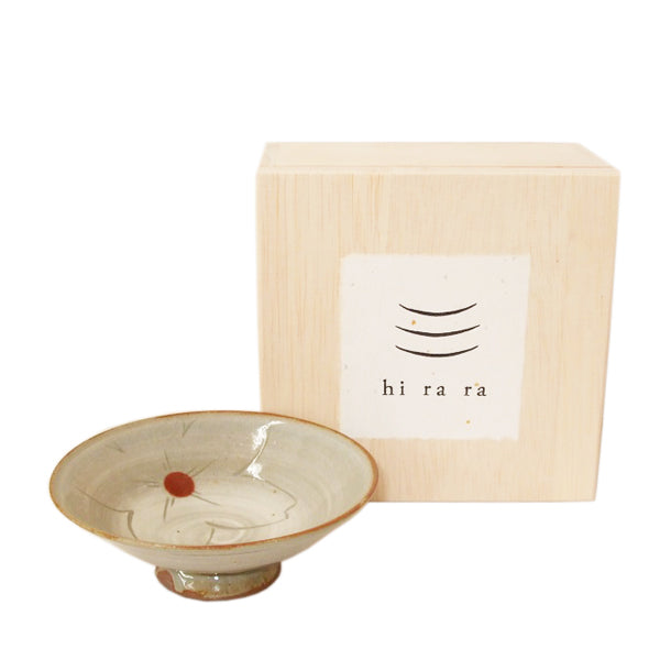 越前焼 越前うすくち盃 ひらら 春 ハンドメイド酒器 純国産 伝統工芸 日本酒 冷酒 大吟醸 杯 ぐい呑 おちょこ