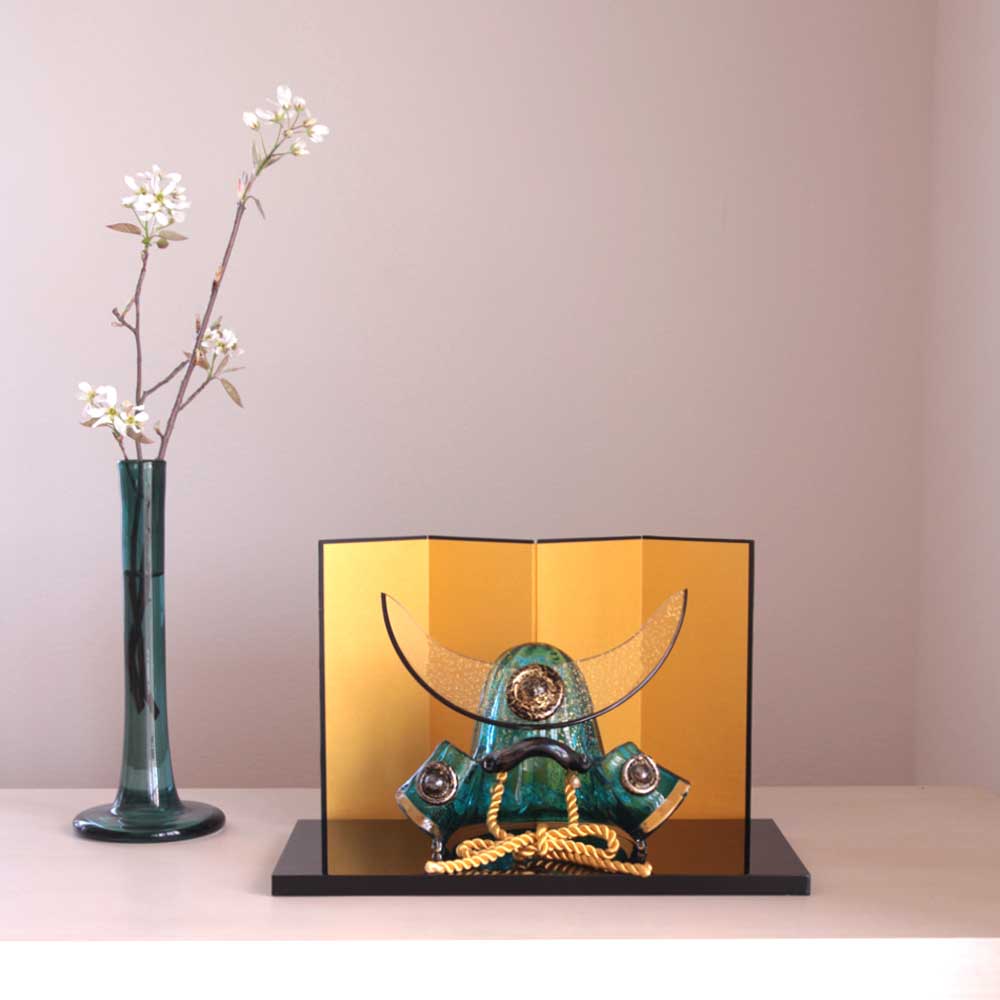 ガラスの兜飾り 弦月 gengetsu(青) 桐箱入 FIORETTO フィオレット 高野仰 ハンドメイド ガラスアート 五月人形 端午の節句 初節句 お祝 オブジェ コンパクト
