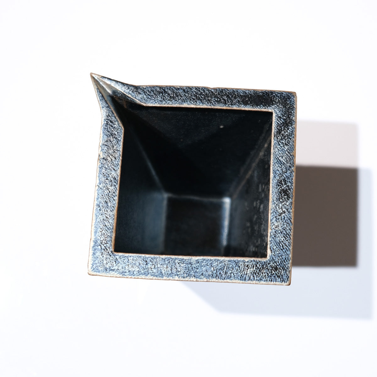 山下陶房 山下秀樹 銀化天目(ぎんかてんもく) 角片口 (大 2合) 単品販売