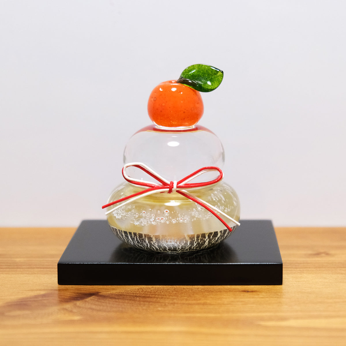 ガラスの鏡餅（S） glass calico グラスキャリコ ハンドメイド ガラスアート 化粧箱付 ガラス製 かがみもち オブジェ 置物 お正月