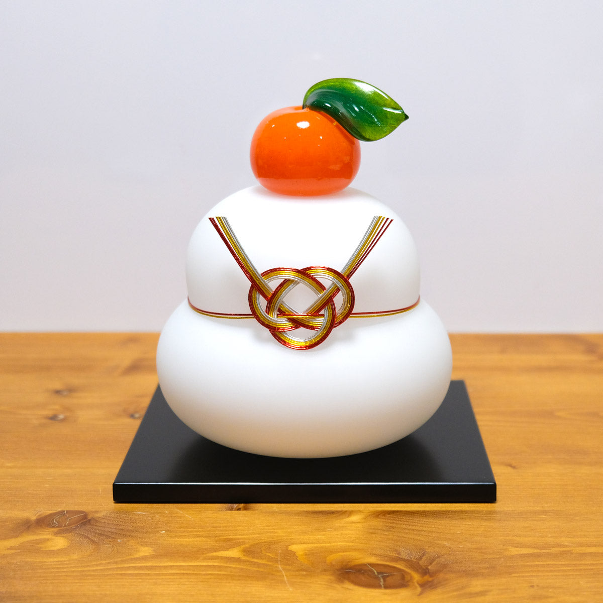 ガラスの白い鏡餅（LL） glass calico グラスキャリコ ハンドメイド ガラスアート 化粧箱付 ガラス製 かがみもち オブジェ 置物 お正月