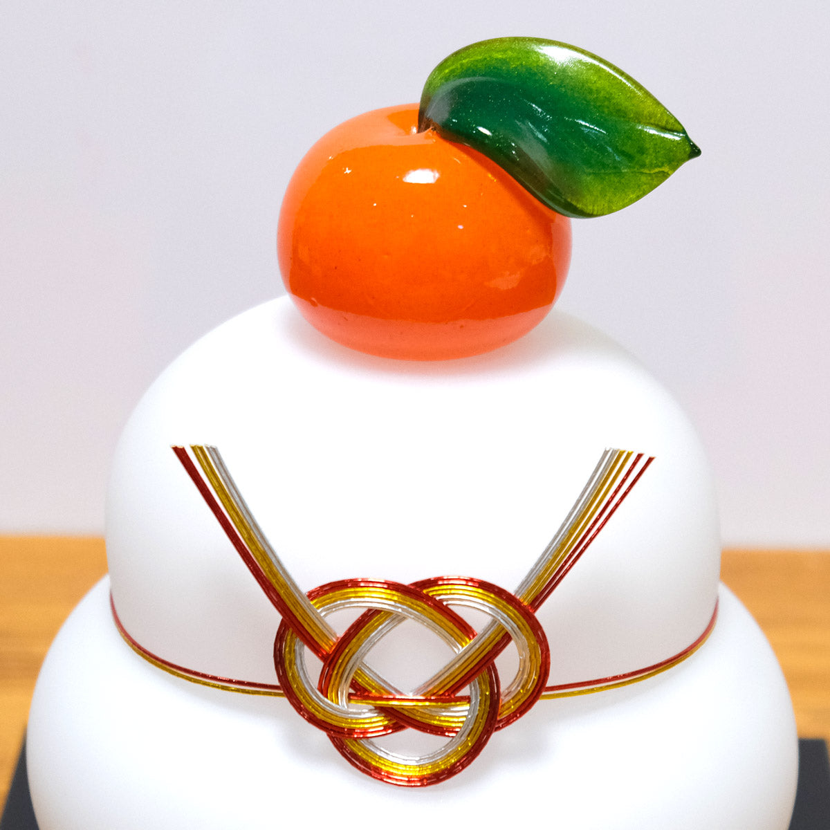 ガラスの白い鏡餅（LL） glass calico グラスキャリコ ハンドメイド ガラスアート 化粧箱付 ガラス製 かがみもち オブジェ 置物 お正月