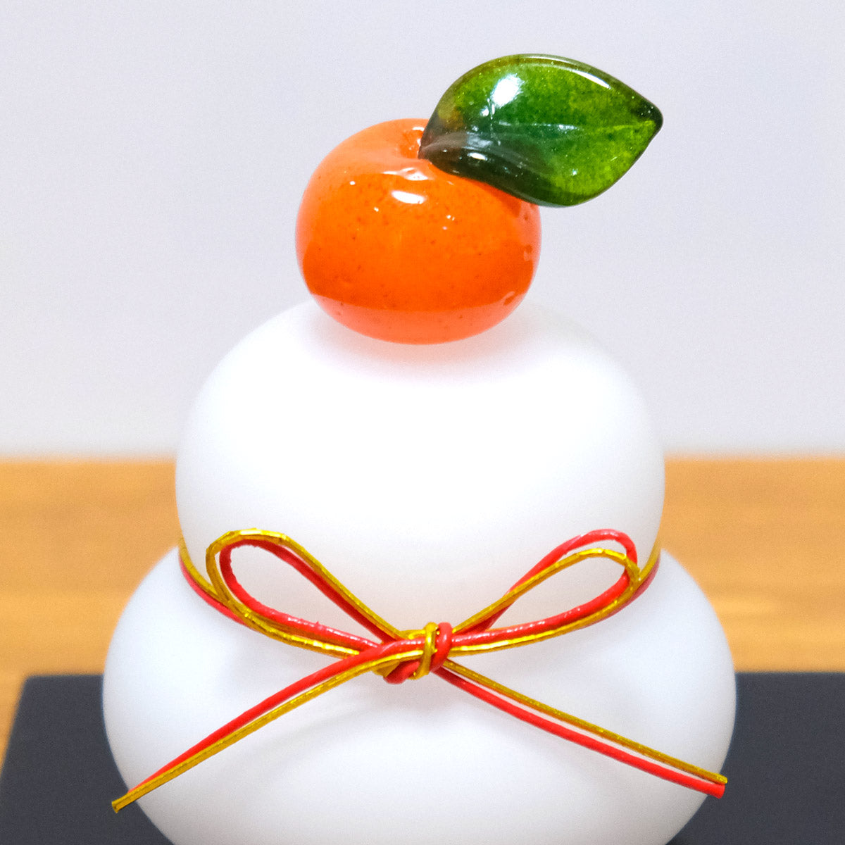 ガラスの白い鏡餅（S） glass calico グラスキャリコ ハンドメイド